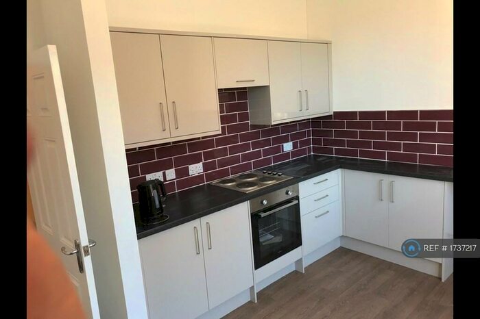 1 Bedroom Flat To Rent In Church Street, Mansfield, NG18
