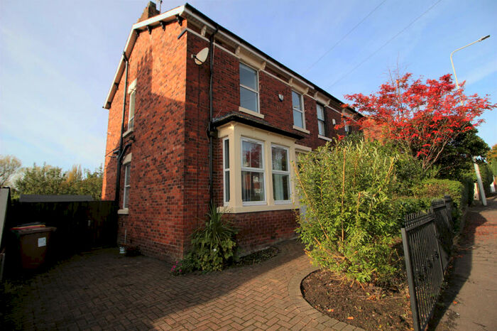 4 Bedroom Semi-Detached House To Rent In Black Bull Lane, Fulwood, Preston, PR2