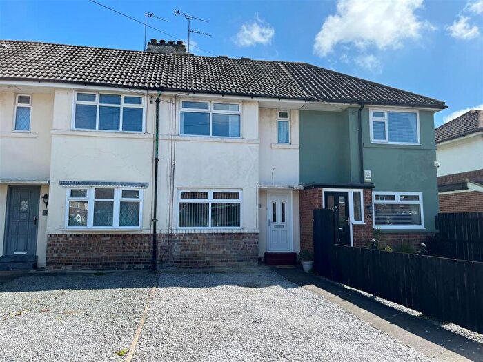 2 Bedroom Terraced House For Sale In Mayland Avenue, Hull, HU5
