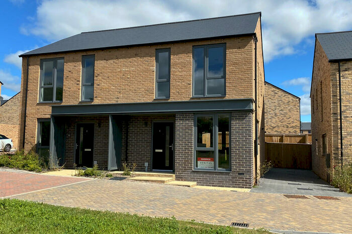 3 Bedroom Semi-Detached House To Rent In Thruscross Close, Harrogate, HG3