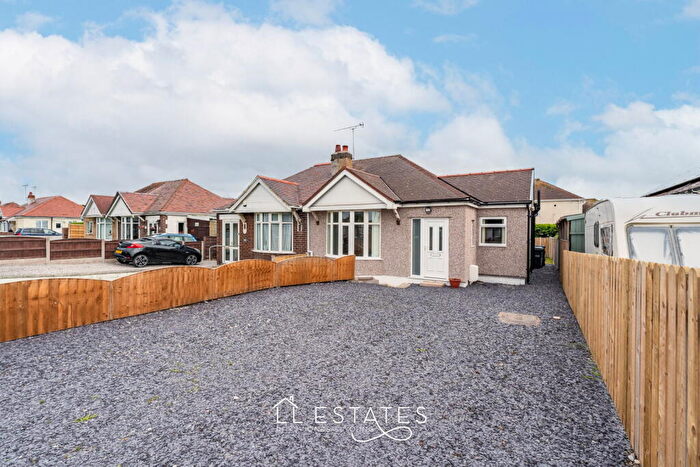 2 Bedroom Semi-Detached Bungalow For Sale In Rhyl Coast Road, Rhyl, LL18