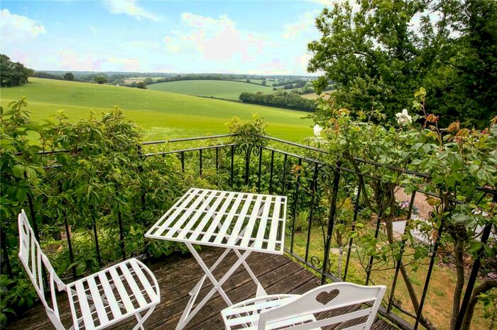 3 Bedroom House To Rent In Ashotts Lane, Chartridge, Chesham, HP5