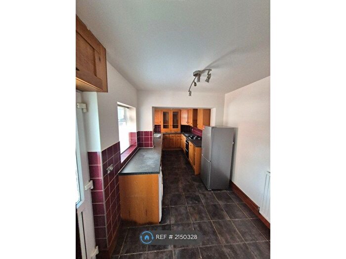 2 Bedroom Terraced House To Rent In Smithfield Road, Wrexham, LL13