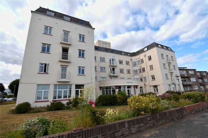1 Bedroom Flat To Rent In Marine Parade East, Clacton-On-Sea, Essex, CO15
