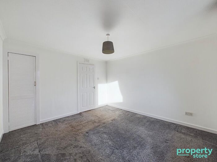 2 Bedroom Flat To Rent In Douglasdale, East Kilbride, South Lanarkshire, G74