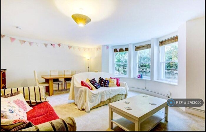 3 Bedroom Flat To Rent In Bristol, Bristol, BS6