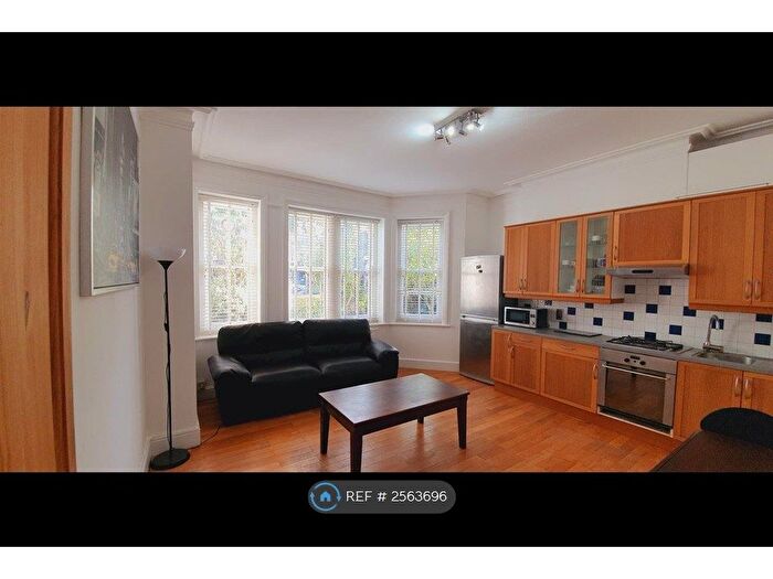 4 Bedroom Flat To Rent In Stamford Brook Mansions, London, W6