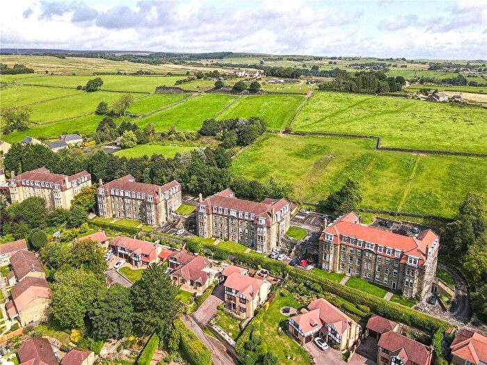 2 Bedroom Apartment To Rent In Lady Park Avenue, Bingley, West Yorkshire, BD16