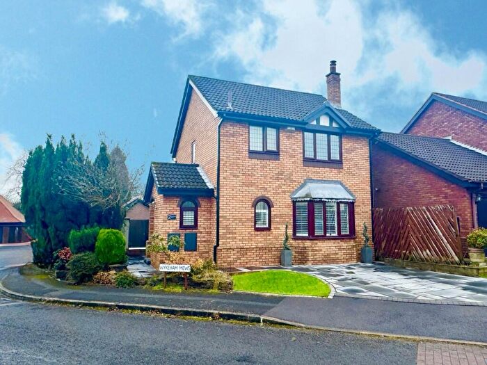 3 Bedroom Detached House For Sale In Wykeham Mews, Bolton, Greater Manchester, BL1