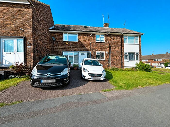 3 Bedroom Terraced House For Sale In The Knares, Lee Chapel South, Basildon, Essex, SS16