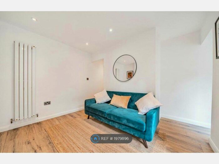 1 Bedroom Flat To Rent In Herne Hill, London, SE24