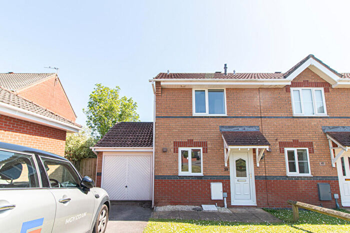 2 Bedroom Semi-Detached House To Rent In Llanmead Gardens, Rhoose, CF62