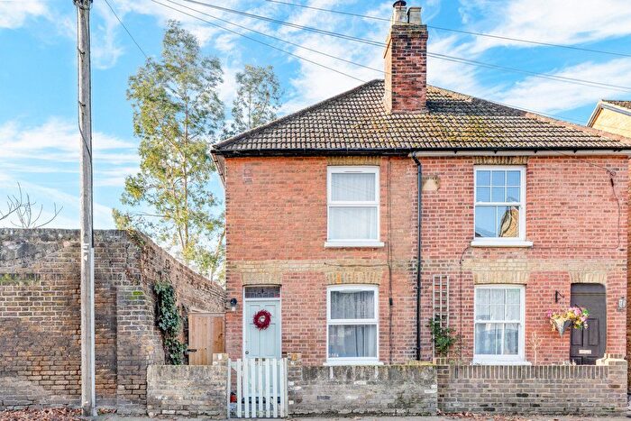 2 Bedroom Semi-Detached House For Sale In Byfleet, Surrey, KT14