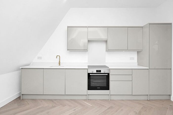 1 Bedroom Flat To Rent In Gordon Road, London, W5