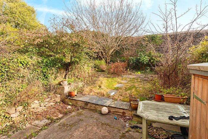 2 Bedroom Flat For Sale In Clifton Street, Plymouth, PL4