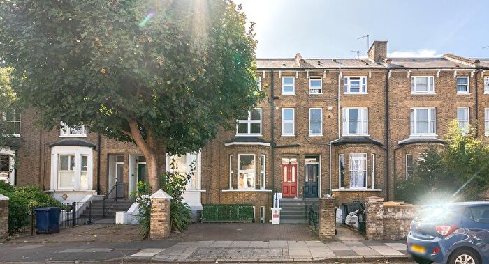 4 Bedroom Flat For Sale In The Grove, Ealing, W5