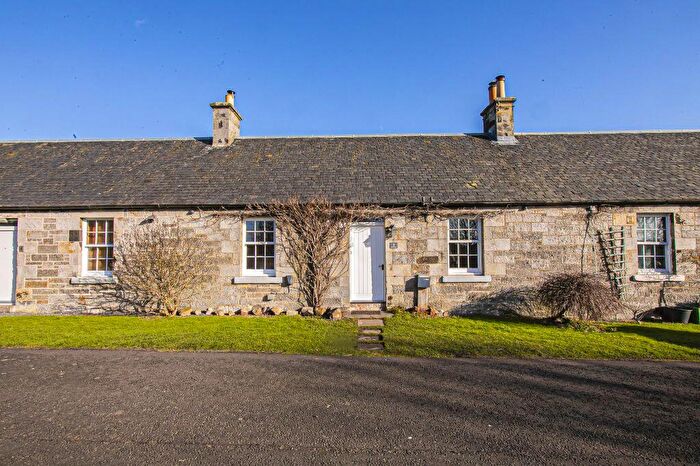 3 Bedroom Cottage For Sale In Hilton Cottages, Hilton Road, Limekilns, KY11
