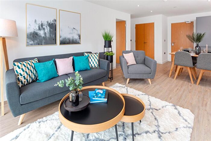 2 Bedroom Apartment To Rent In William Jessop Way, Liverpool, L3