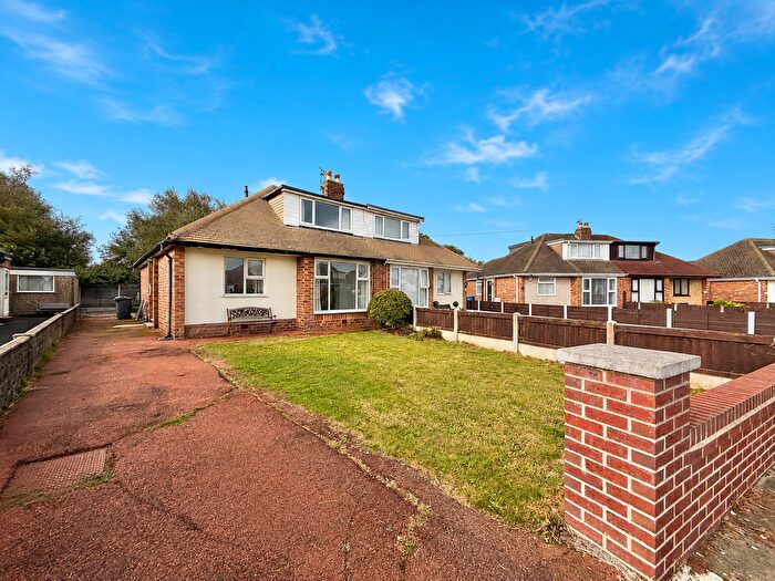 3 Bedroom Bungalow For Sale In Hexham Avenue, Cleveleys, FY5