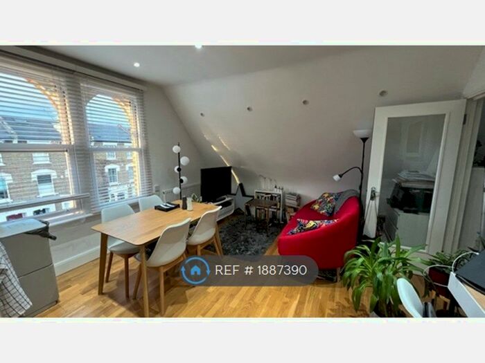 1 Bedroom Flat To Rent In Osborne Road, London, N4