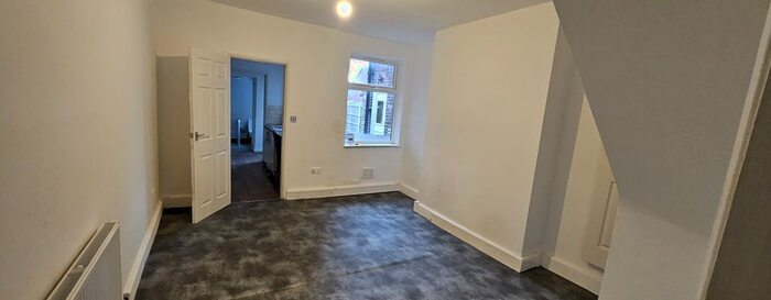 3 Bedroom Terraced House To Rent In Duke Street, Worksop, S80
