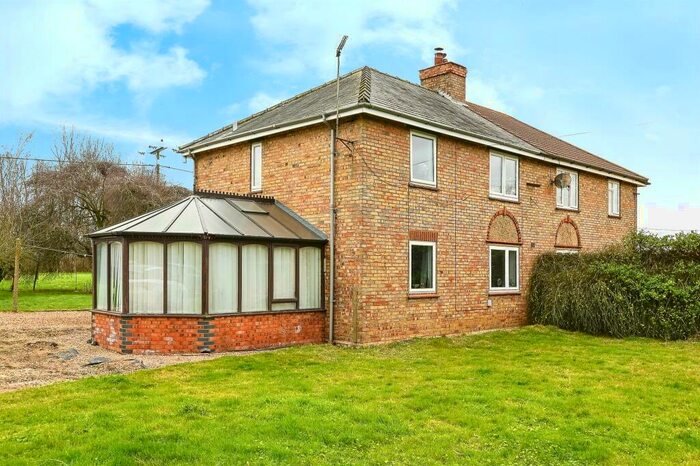 3 Bedroom Semi-Detached House For Sale In Main Road, Three Holes, Wisbech, PE14