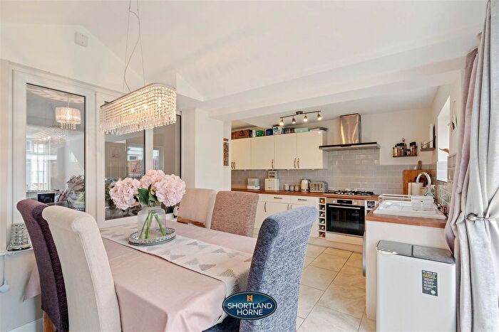 3 Bedroom Terraced House For Sale In Jedburgh Grove, Finham, Coventry, CV3