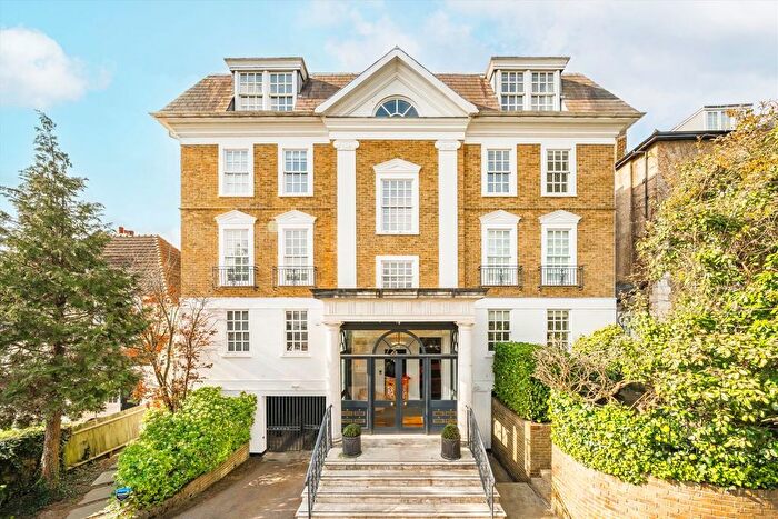 2 Bedroom Flat To Rent In Denmark Avenue, London, SW19