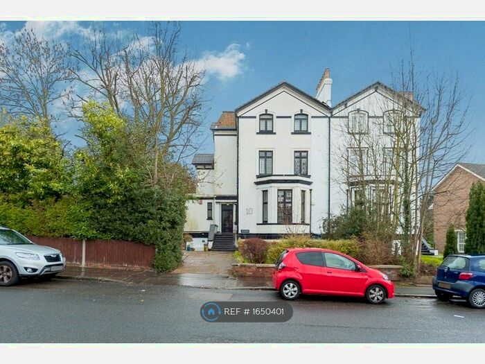 2 Bedroom Flat To Rent In Lawrie Park Crescent, London, SE26