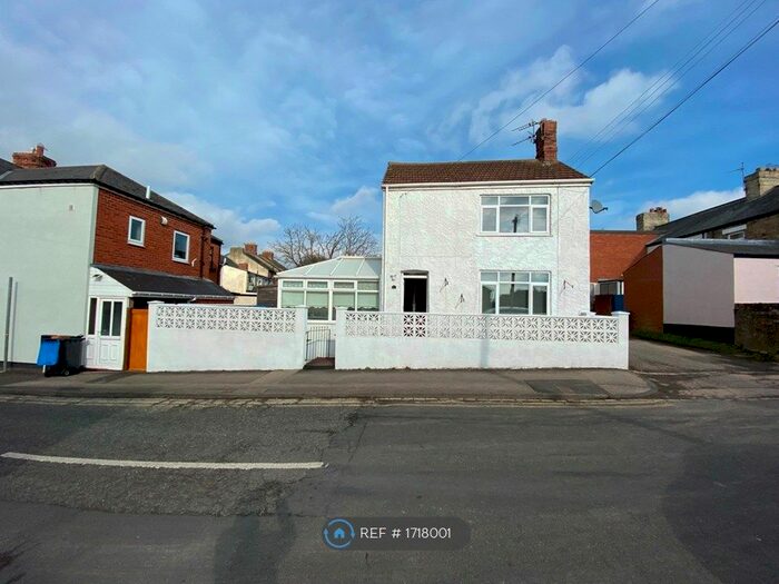 3 Bedroom Detached House To Rent In Redhills Lane, Durham, DH1