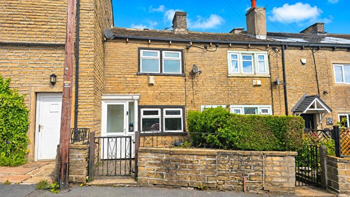3 Bedroom Terraced House For Sale In Blackmires, Halifax, HX2