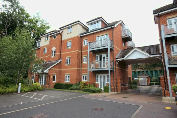 1 Bedroom Apartment To Rent In Coopers Rise, High Wycombe, HP13