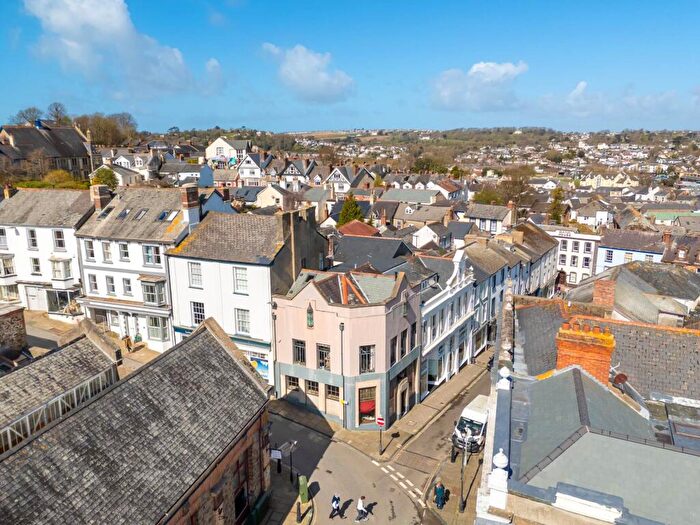 1 Bedroom End Of Terrace House For Sale In Grenville Street, Bideford, EX39