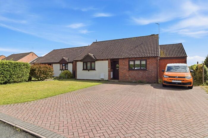 3 Bedroom Bungalow For Sale In Upton Gardens, Upton Upon Severn, WR8