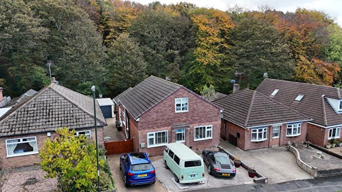 3 Bedroom Bungalow For Sale In Stonelow Road, Dronfield, S18