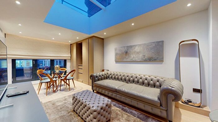 3 Bedroom Flat To Rent In Maddox Street, London, W1S