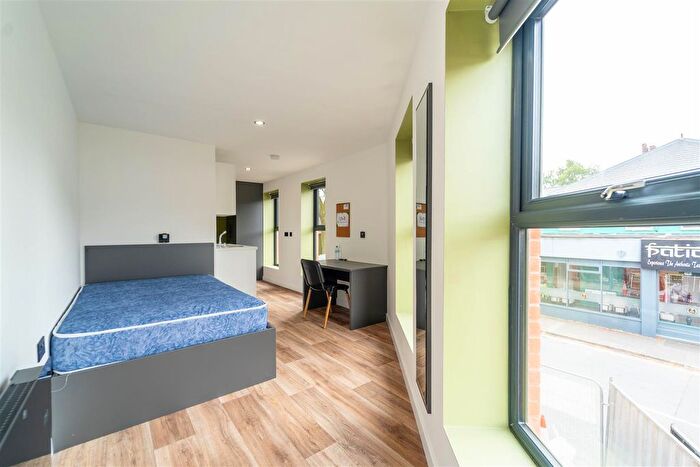 Studio To Rent In Pershore Road, Stirchley, Birmingham, B30