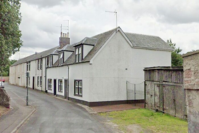 3 Bedroom Flat For Sale In D, Bridge Lane, Catrine, KA5