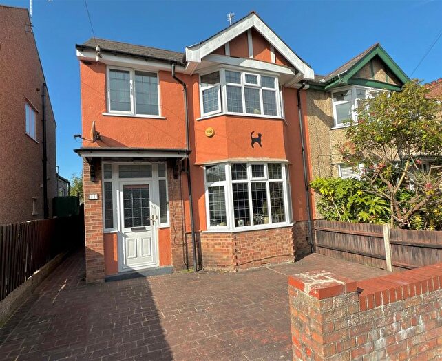 3 Bedroom Semi-detached House For Sale In Laurel Road, Lowestoft, Suffolk, NR33
