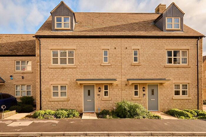 4 Bedroom Semi Detached House For Sale In Old Witney Road, Eynsham, OX29