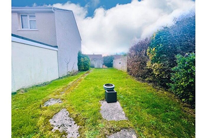 2 Bedroom Semi-Detached House For Sale In St Martins Cresent, Camborne, Camborne, TR14