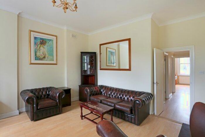2 Bedroom Flat To Rent In Philbeach Gardens, London, SW5