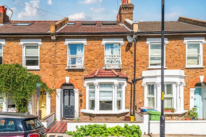 3 Bedroom Terraced House For Sale In Jennings Road, East Dulwich, London, SE22