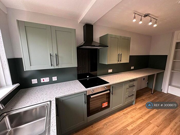2 Bedroom Flat To Rent In Braehead Road, Cumbernauld, Glasgow, G67