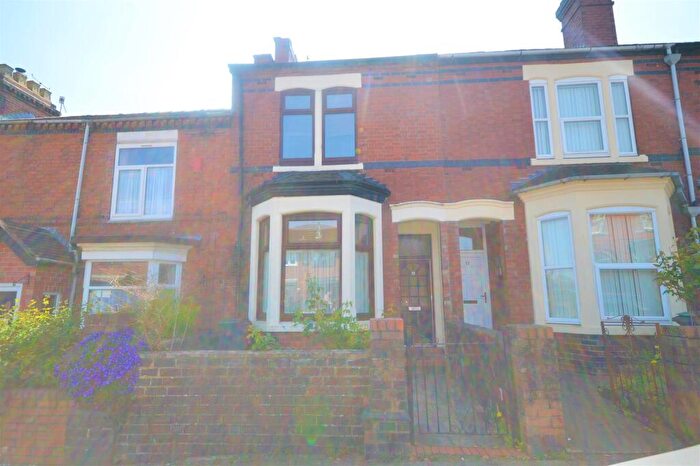 3 Bedroom House To Rent In Frederick Avenue, Stoke-On-Trent, ST4