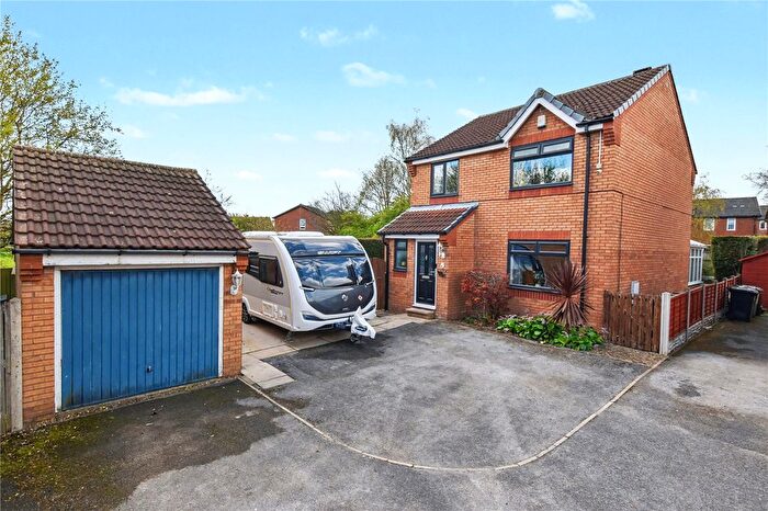 3 Bedroom Detached House For Sale In Falcon Mews, Morley, Leeds, West Yorkshire, LS27