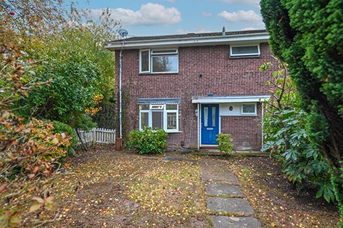 3 Bedroom End Of Terrace House To Rent In Brookside Close, Denmead, PO7