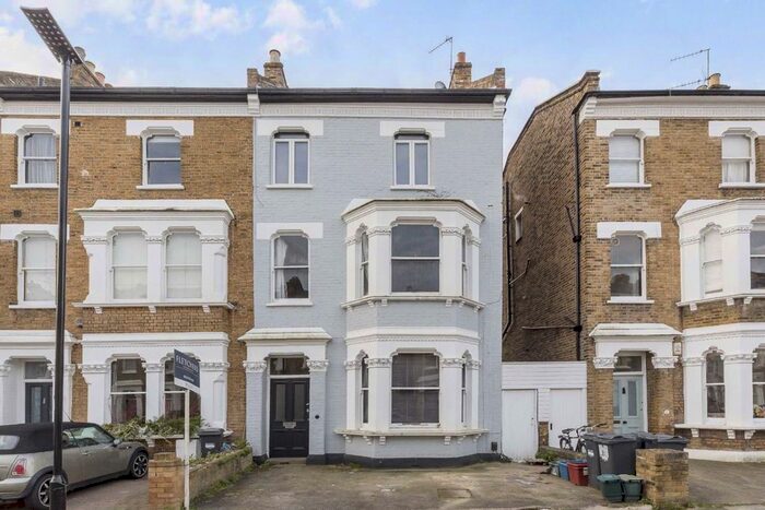 1 Bedroom Flat To Rent In Arlington Gardens, London, W4