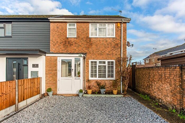 2 Bedroom End Of Terrace House For Sale In The Hartings, Felpham, Bognor Regis, West Sussex, PO22