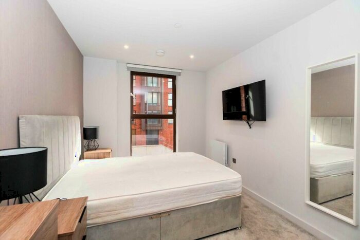 2 Bedroom Apartment To Rent In Crump Street, Liverpool, Merseyside, L1